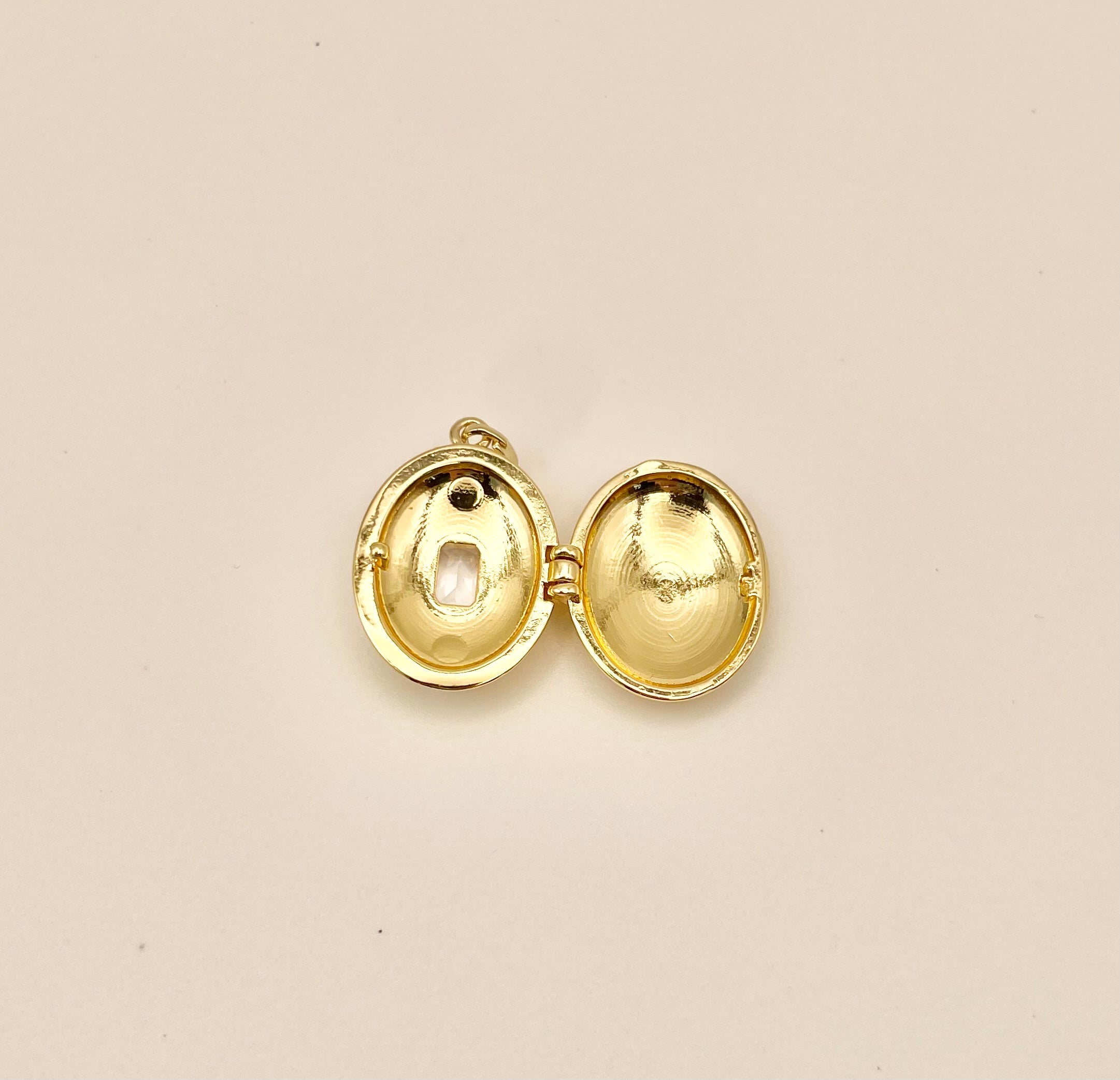 Vintage Locket Neckace