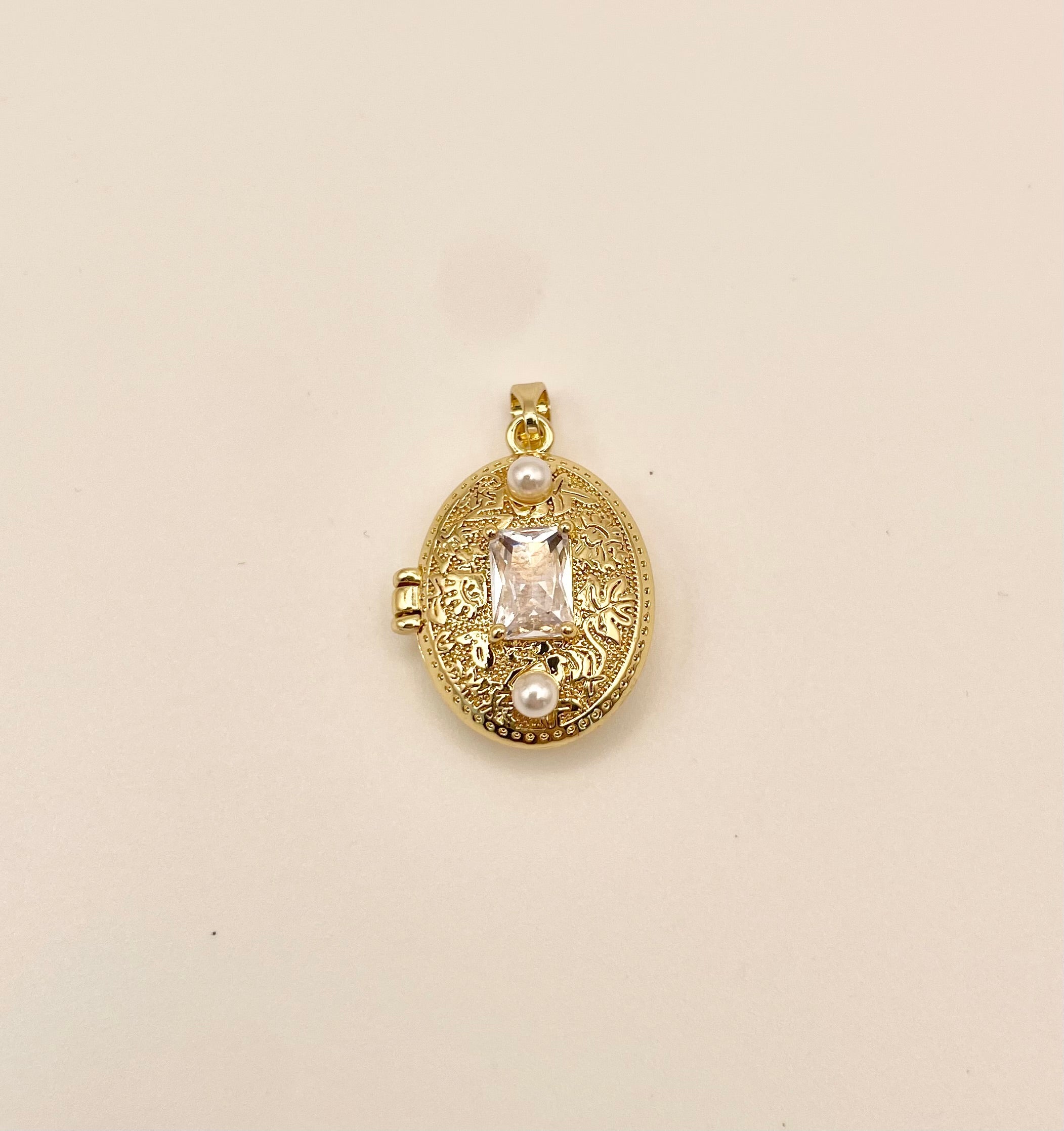 Vintage Locket Neckace